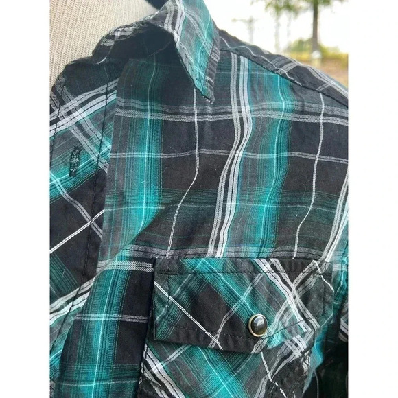 Rerun long sleeve button up medium green plaid - Picture 2 of 5